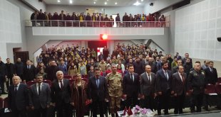 Kars'ta '15 Temmuz'u Unutturmayacağız' konulu konferans düzenlendi