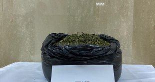 Bingöl'de menfeze gizlenen 9 kilo 294 gram uyuşturucu ele geçirildi