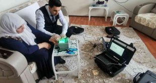 Muradiye'de "evlerde kimlik hizmeti" devam ediyor