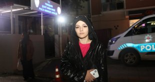 Erzincan'da çocuğu korumak isterken sahipsiz köpeğin saldırısına uğrayan kadın yaralandı