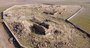 Bitlis'te 556 yıllık mescit tespit edildi