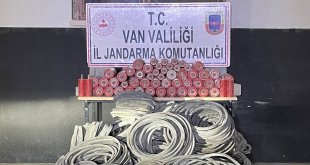 Van'da taş ocağından çalınan 400 bin lira değerindeki malzemeler ele geçirildi
