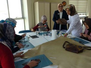 Van Büyükşehir Belediyesinden deri kursu