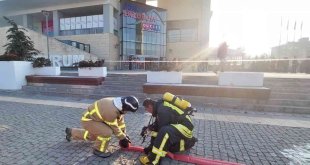Forum Erzurum Alışveriş Merkezi'nden gerçeğini aratmayan tatbikat