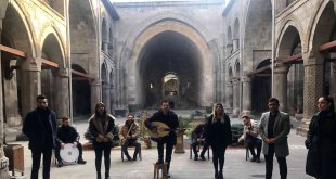 Dadaşların Erdoğan tutkusu şarkılara söz oldu