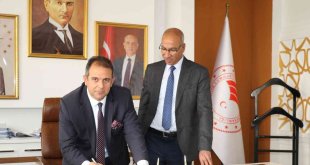 Elazığ'da kedi ve köpeklerin kimliklendirilmesi protokolü