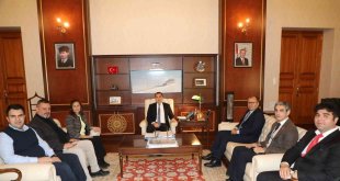 Kars'ta 'kaz' masaya yatırıldı