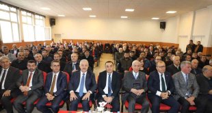 Kağızman'da meyvecilik paneli düzenlendi