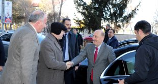 Çalışma ve Sosyal Güvenlik Bakanı Bilgin, Erzurum'da iş insanlarıyla buluştu: