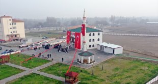 Şehit oğlu adına cami ve Kur'an kursu yaptıran anneden duygulandıran sözler