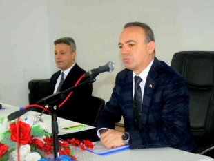 Vali Öner, muhtarlarla bir araya geldi