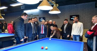 Yeşilyurt'ta 1.Ödüllü Üç Bant Bilardo Turnuvası heyecanı