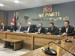 AK Gençlik Erzurum Uluslararası İş Birliği ile Sözde Ermeni meselesi ele aldı