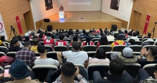 Ağrı'da "Afetler ve Kızılay Konferansı" yapıldı