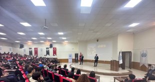 Kars'ta kariyer günleri buluşması