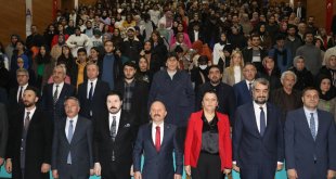 Ağrı'da "Türkiye Yüzyılı Gençlik ve Üretim Stratejisi Konferansı" düzenlendi