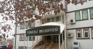 Tunceli Belediyesi hizmet binasının elektriği kesildi