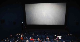 Van Büyükşehir Belediyesi 10 bin öğrenciyi sinemayla buluşturuyor