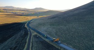 Ağrı'da bin 156 kilometrelik köy yolu sıcak asfaltla buluştu