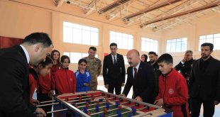 Ağrı Valisi Varol, Patnos ilçesini ziyaret ederek incelemelerde bulundu