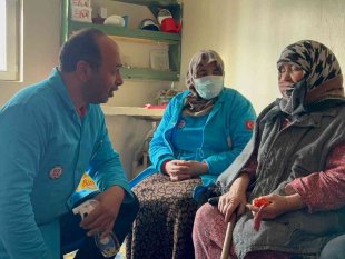 Sarıkamış'ta yaşlı ve engellilere evlerinde hizmet veriliyor