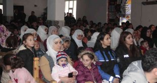 Tatvan'da köy çocukları yerli İHA'larla tanıştı