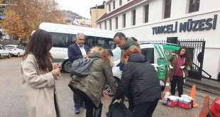 Tunceli'de sokak hayvanlarını aşılama kampanyası başlatıldı