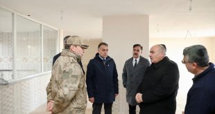 Bitlis Valisi Çağatay, Ahlatlı şehidin vasiyeti üzerine yaptırılan cami ve külliyeyi inceledi