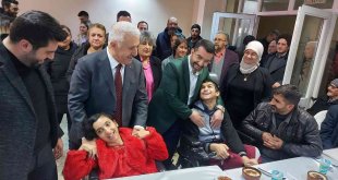 Başkan Adem Çalkın'dan anlamlı yemek