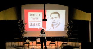 Ağrı'da Hayrettin Atmaca Anadolu Lisesi şiir dinletisi