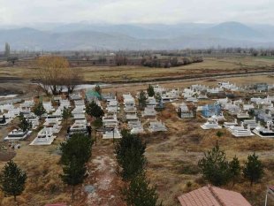 Teröre verilen ilk şehit Süleyman Aydın, kabri başında anıldı