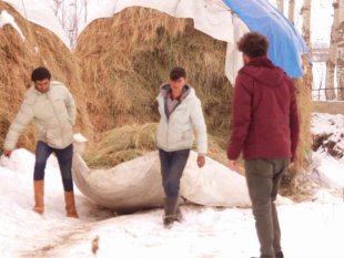 Yüksekova'da zorlu kış