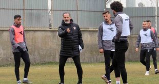 Elazığspor, Cüneyt Biçer'le 9 haftada 1 galibiyet aldı