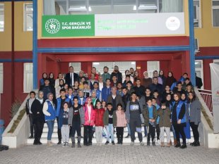 Başkan Güder'den gençlere tavsiyeler