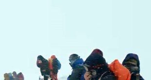 Süphan Dağı'na tırmanan dağcılar tipiye yakalandı