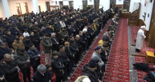 Müftü Demir: "Kur'an-ı Kerim'i yakmakla Müslümanlar yok olmaz"