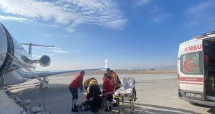 Kalp yetmezliği olan çocuk ambulans uçakla Ankara'ya gönderildi
