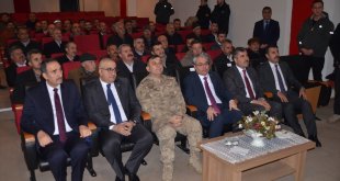 Muş'ta "Aile Okulu Projesi" kapsamında açılan kursu tamamlayan muhtarlara sertifika verildi