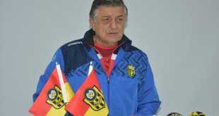 Yeni Malatyaspor Teknik Direktörü Yılmaz Vural'dan destek çağrısı: