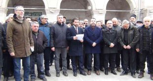 Kur'an-ı Kerim'in yakılmasına Kars'ta tepki