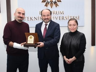 ETÜ kurumsal iletişim ve tanıtım direktörlüğü'nde devir teslim töreni düzenlendi