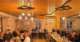 Başkan Dündar şehit ve gazi aileleriyle bir araya geldi