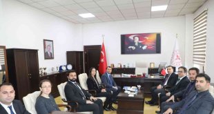 Vali Öksüz'den kurumlara ziyaret