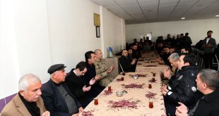 Çatak Kaymakamı Sakarya'dan Babur ailesine taziye ziyareti