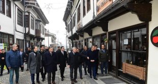 Vali Şahin'den Yeşilyurt'daki tarih ve kültür hizmetlerine tam not