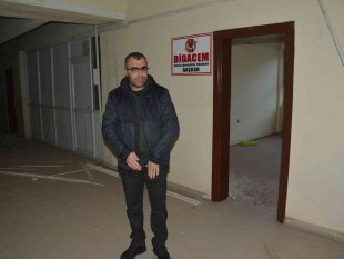 Hırsızlar, Bitlis Gazeteciler Cemiyeti'ni soyup soğana çevirdi