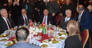 Sarıkamış'ta şehit ve gazi aileleri onuruna yemek verildi