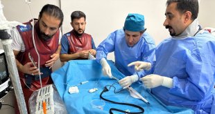 Van'da ilk kez kireçli kalp damarı 'Rotablator' ile temizlenerek tedavi edildi