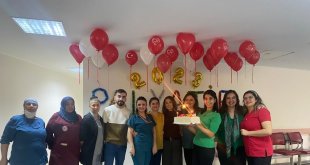 Sağlık çalışanlarından hastanede moral etkinliği