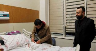 Erciş'te 2023'ün ilk bebeği dünyaya geldi